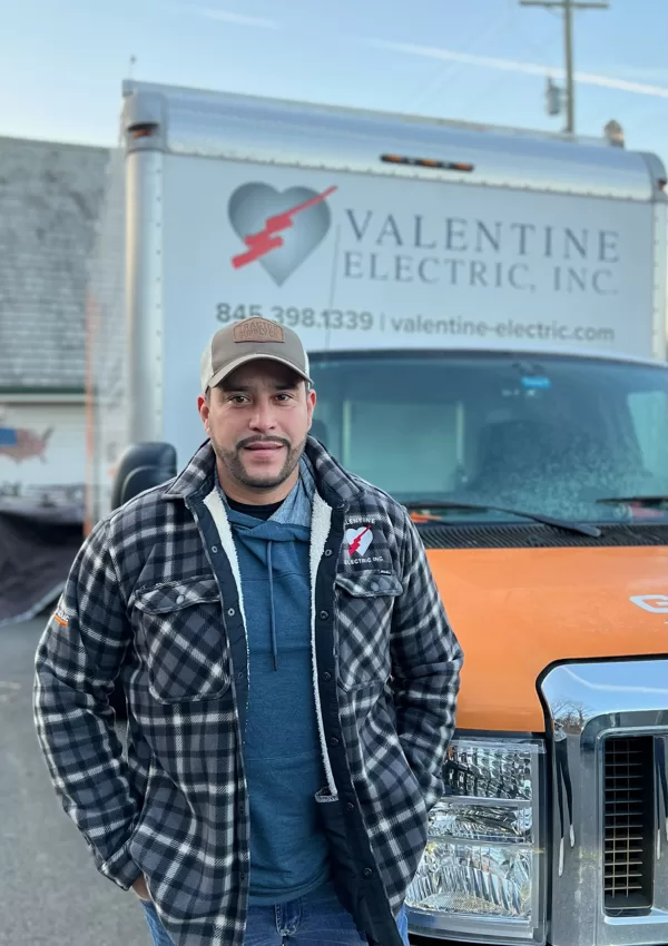 Julio - Electrician